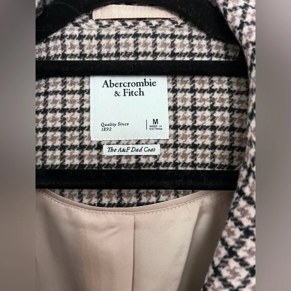 Abercrombie and Fitch Wool Blend Dad Coat - Picture 2 of 4